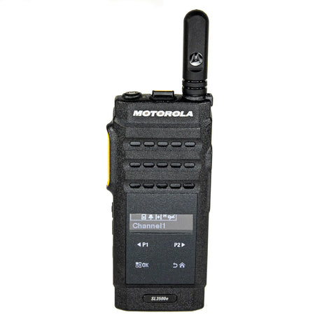  Motorola MOTOTRBO SL3500e DMR two‑way radio (black) front view with stubby antenna